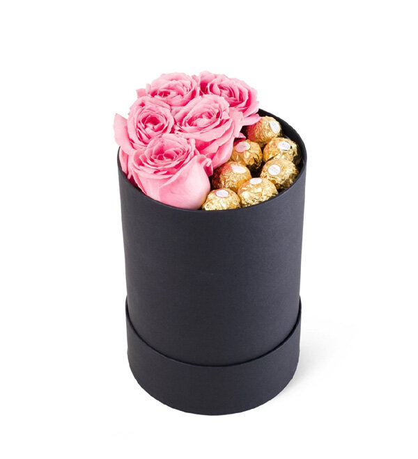 Romantik Pembe Gül ve Ferrero Rocher Kutusu